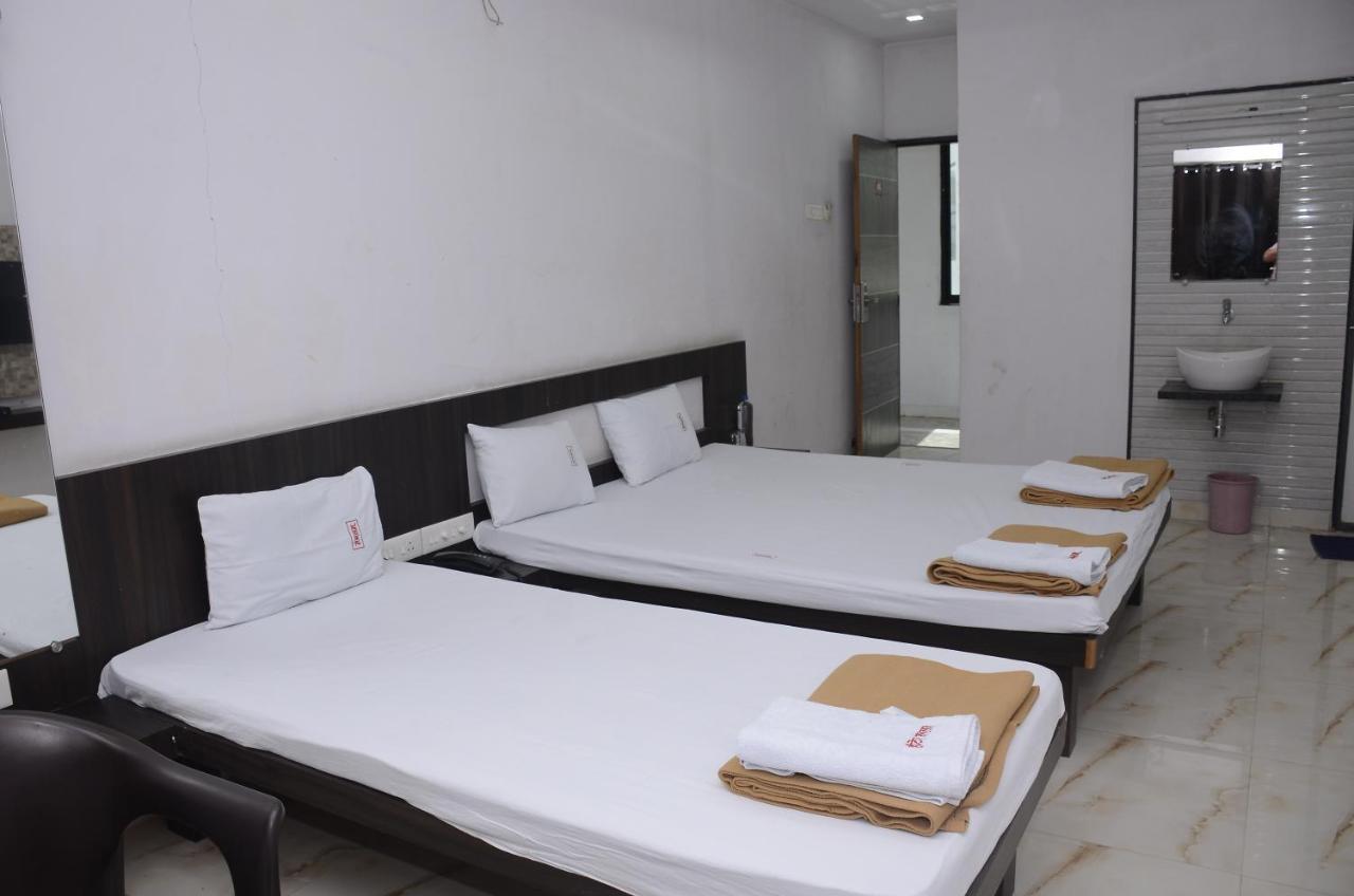 Hotel Mangalam Kurandvad Εξωτερικό φωτογραφία