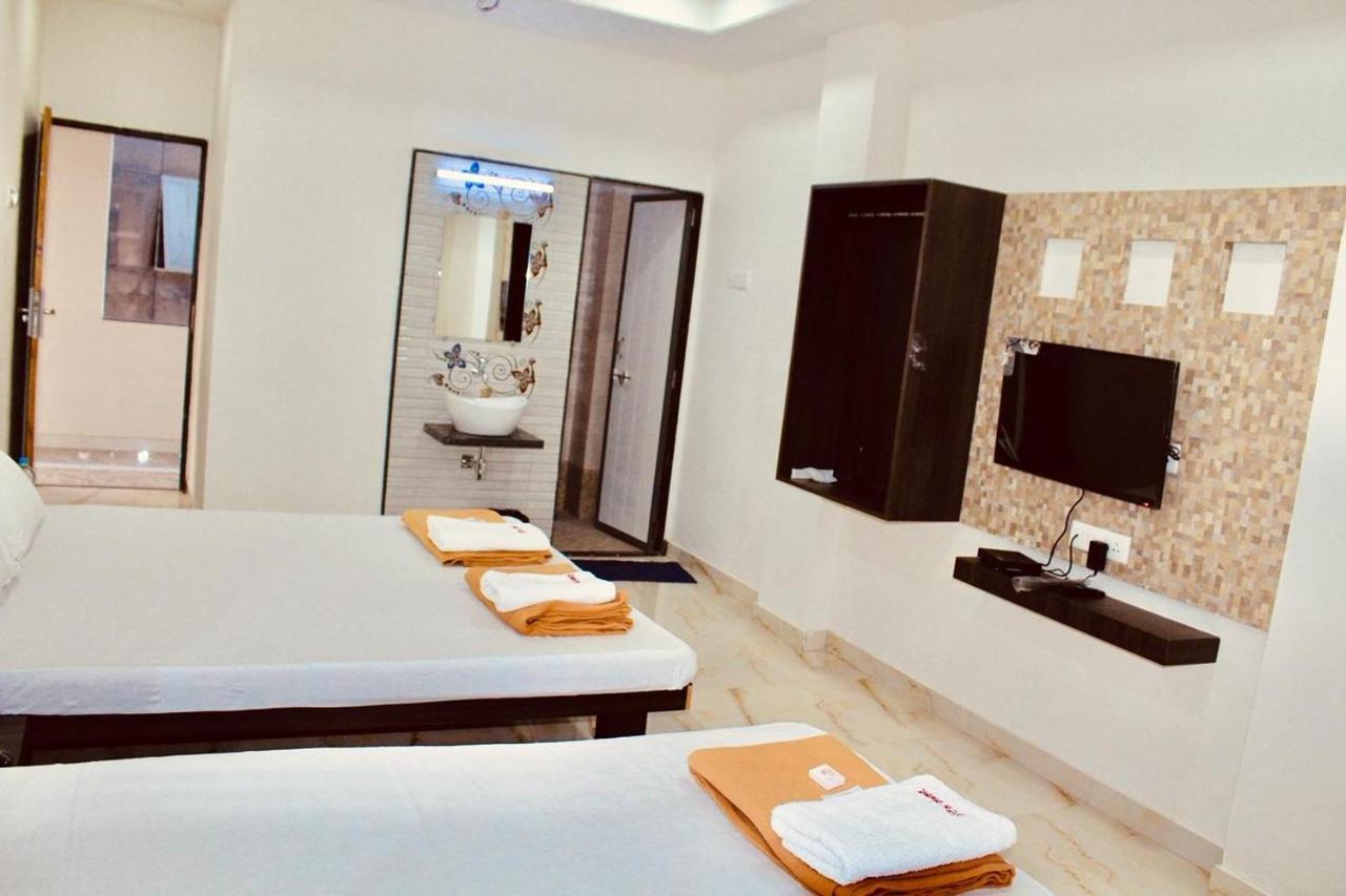 Hotel Mangalam Kurandvad Εξωτερικό φωτογραφία