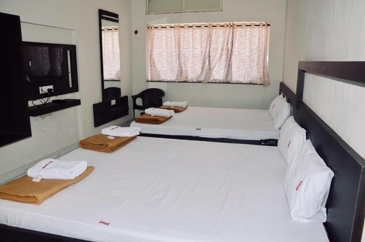 Hotel Mangalam Kurandvad Εξωτερικό φωτογραφία